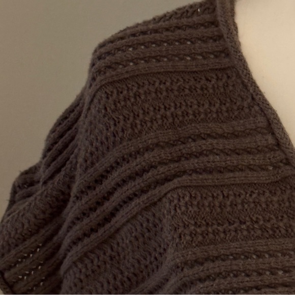 Calvin Klein Jeans Brown Knit Crochet V-Neck Short Sleeve Tunic Top Size M - Picture 4 of 7